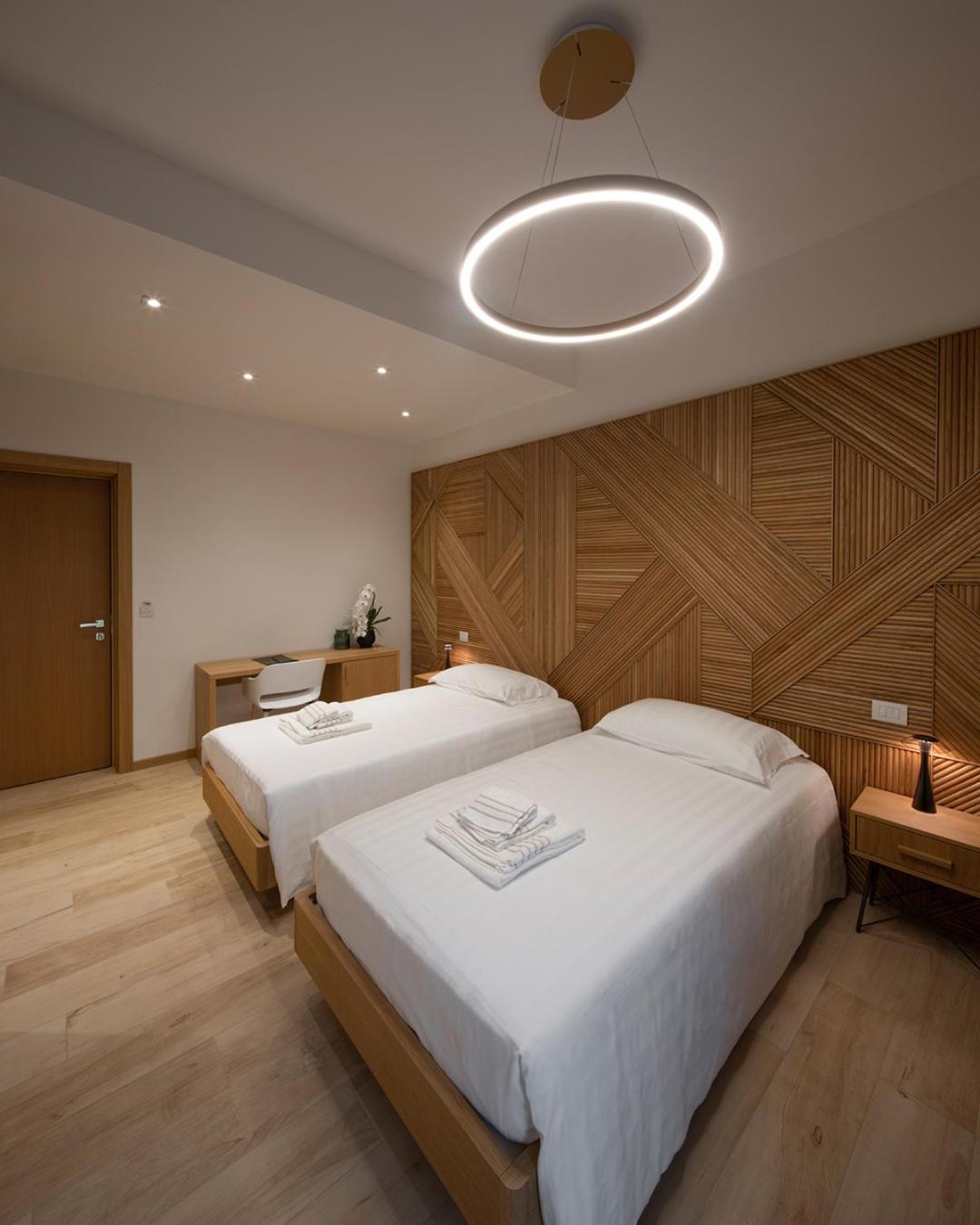 Ophelia Hotel Cazzago San Martino Room photo