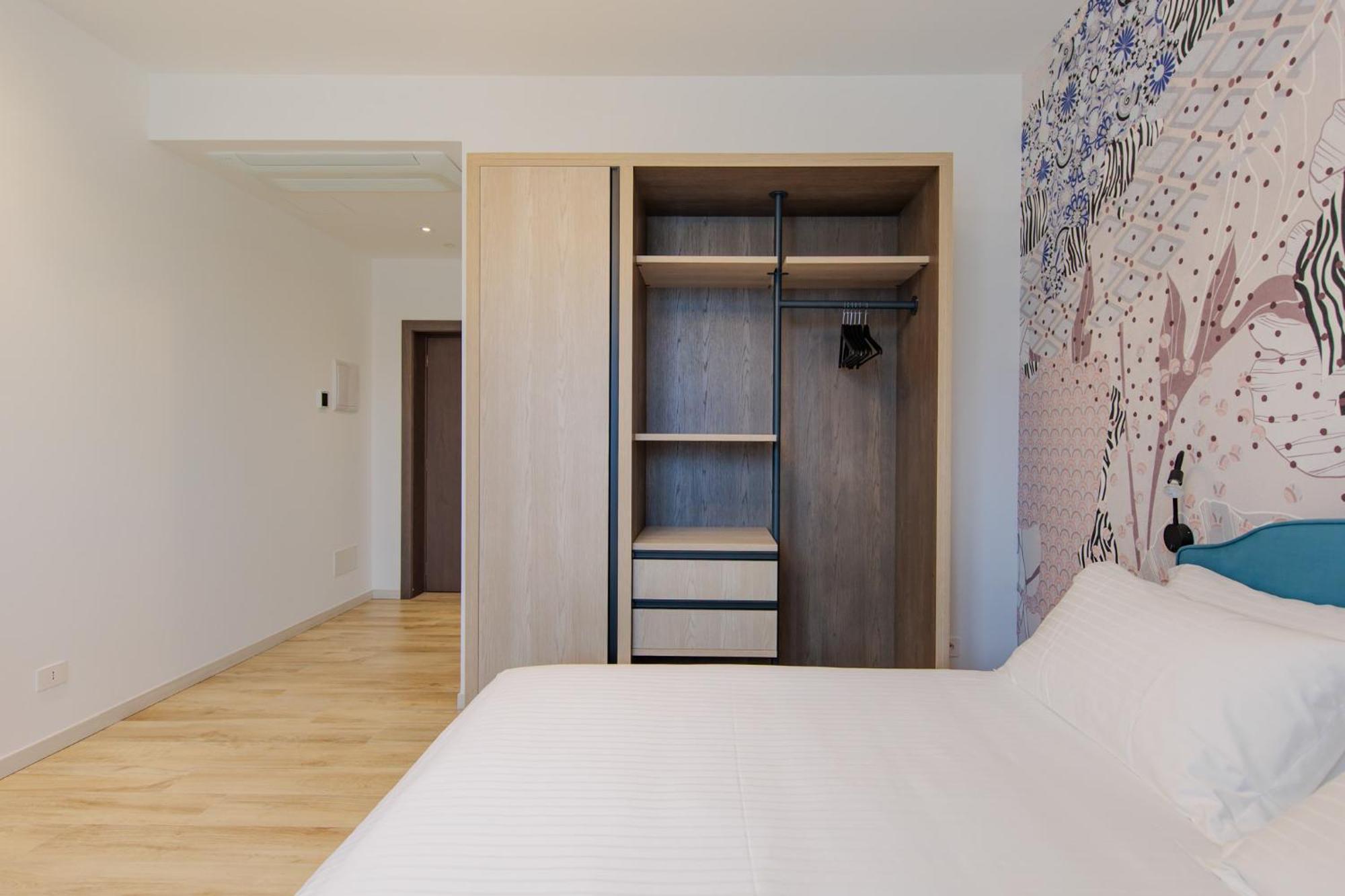 Ophelia Hotel Cazzago San Martino Exterior photo