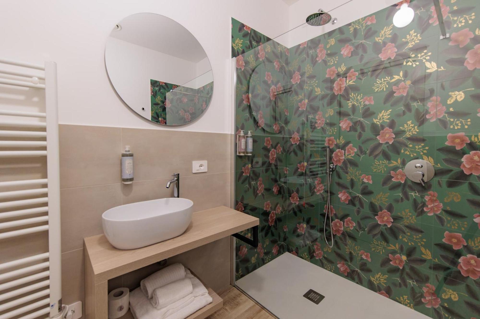 Ophelia Hotel Cazzago San Martino Exterior photo